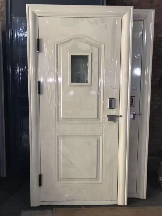 陇西学校教室门