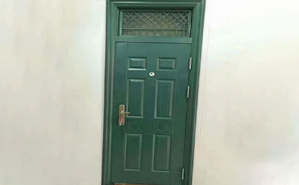 陇西学校教室门