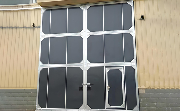 厂房陇西工业门选择与维护全解析：提升效率与安全的关键要素