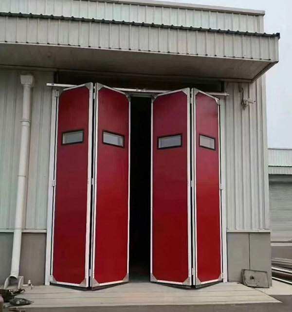 陇西工业折叠门在大型装配车间出入口的应用实例